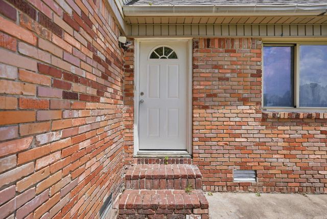 1303 Overview Drive, Jacksonville, AR 72076