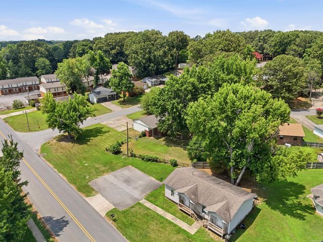 1303 Overview Drive, Jacksonville, AR 72076