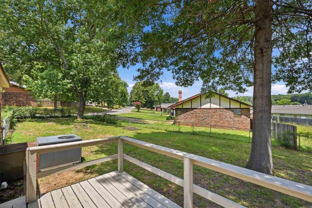 1303 Overview Drive, Jacksonville, AR 72076
