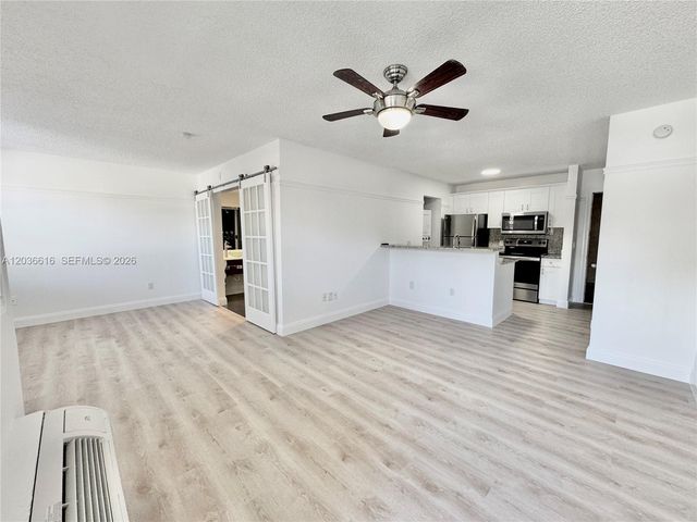 4581 W Mcnab Road 12, Pompano Beach, FL 33069
