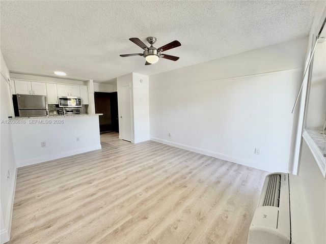 4581 W Mcnab Road 12, Pompano Beach, FL 33069