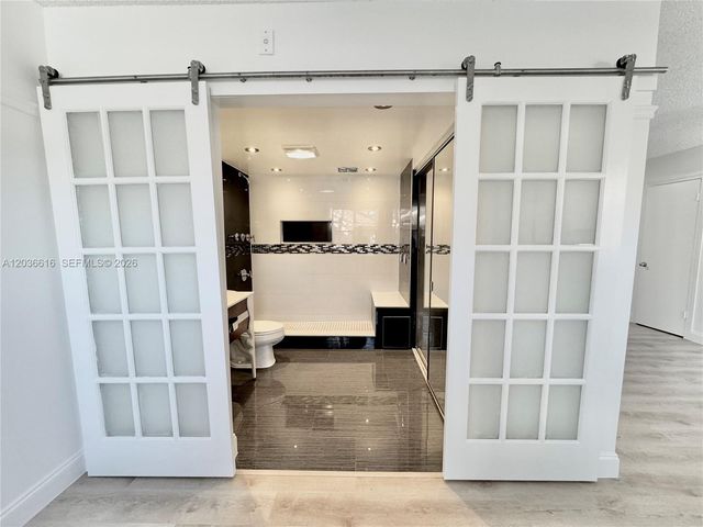 4581 W Mcnab Road 12, Pompano Beach, FL 33069