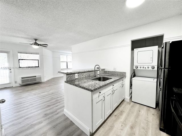 4581 W Mcnab Road 12, Pompano Beach, FL 33069