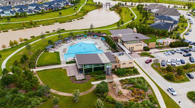8327 Threadfin Way, Fulshear, TX 77441