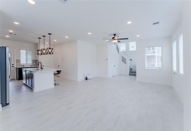 8327 Threadfin Way, Fulshear, TX 77441