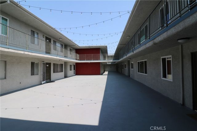 525 S Shelton 102, Burbank, CA 91506