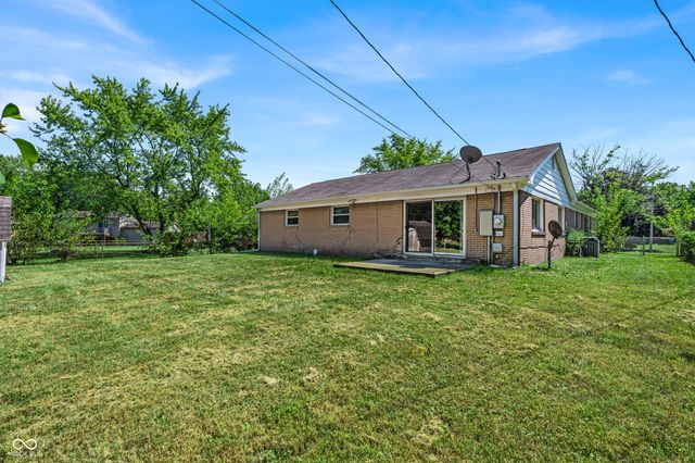 8238 E 11th Street, Indianapolis, IN 46219