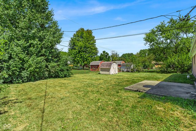 8238 E 11th Street, Indianapolis, IN 46219