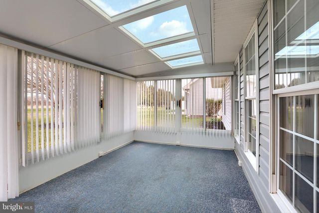 28 LONGWOOD DRIVE, Mechanicsburg, PA 17050