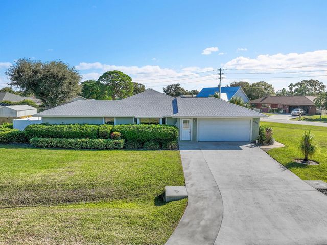 6003 Nettle Path Drive, Fort Pierce, FL 34951