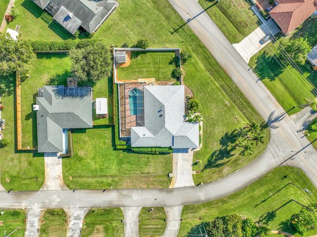 6003 Nettle Path Drive, Fort Pierce, FL 34951