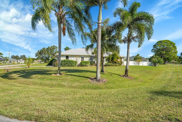 6003 Nettle Path Drive, Fort Pierce, FL 34951