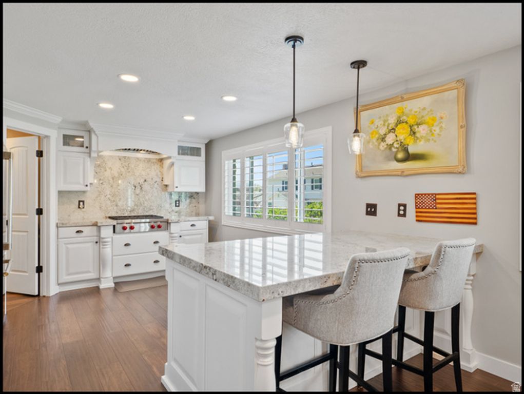 Image 3 of property listing at 1467 BROWN LN, Farmington, UT 84025