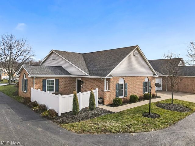 12714 Potomac Place NW, Uniontown, OH 44685