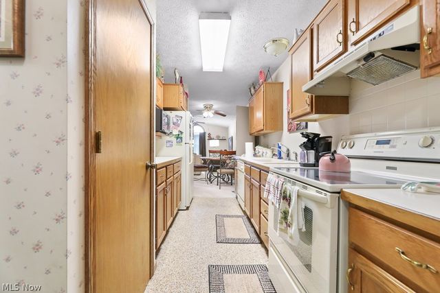 12714 Potomac Place NW, Uniontown, OH 44685