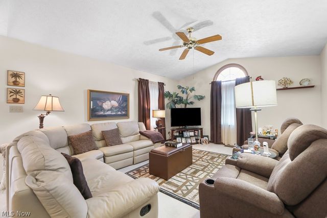 12714 Potomac Place NW, Uniontown, OH 44685