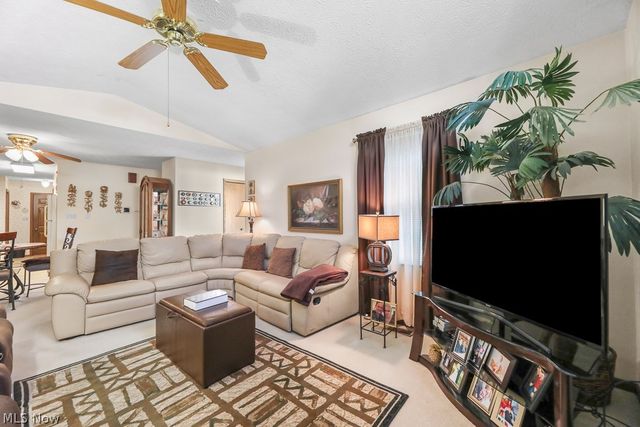 12714 Potomac Place NW, Uniontown, OH 44685