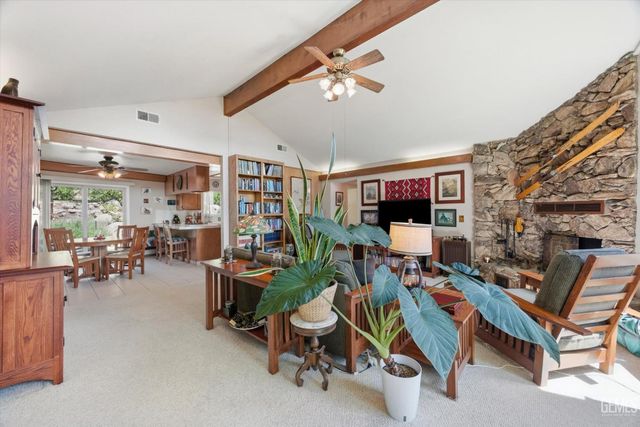 25981 Bear Valley Road, Tehachapi, CA 93561
