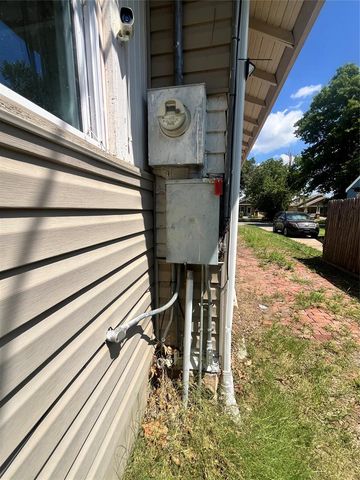 1309 W Elm Avenue, Enid, OK 73703