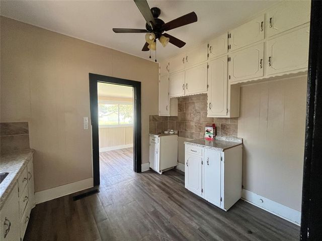 1309 W Elm Avenue, Enid, OK 73703