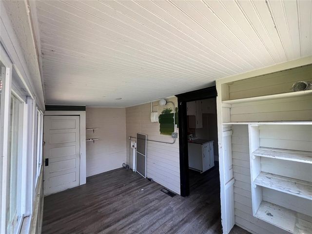 1309 W Elm Avenue, Enid, OK 73703