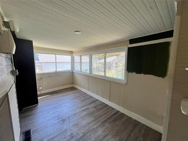 1309 W Elm Avenue, Enid, OK 73703