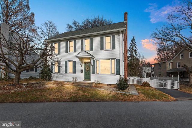 255 ELIZABETH ST, Landisville, PA 17538