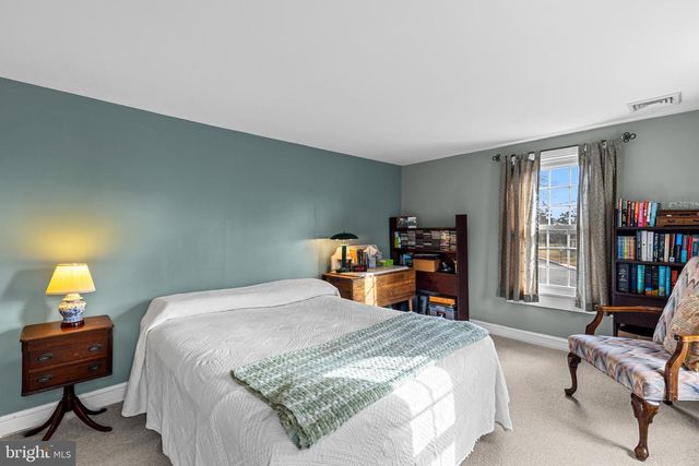 255 ELIZABETH ST, Landisville, PA 17538