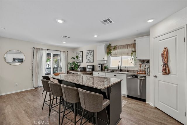 1234 Universal Way, Hemet, CA 92543