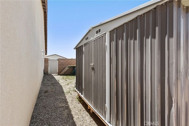 1234 Universal Way, Hemet, CA 92543