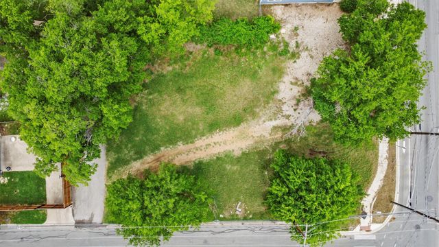945 E 51st ST, Austin, TX 78751