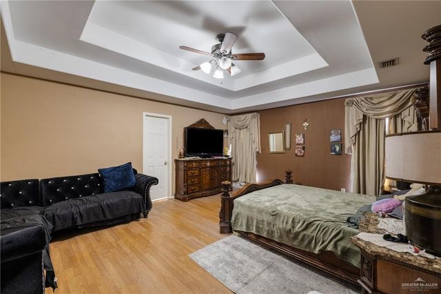 424 E Redbud Avenue, Mcallen, TX 78504