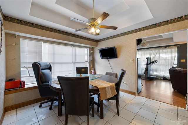 424 E Redbud Avenue, Mcallen, TX 78504