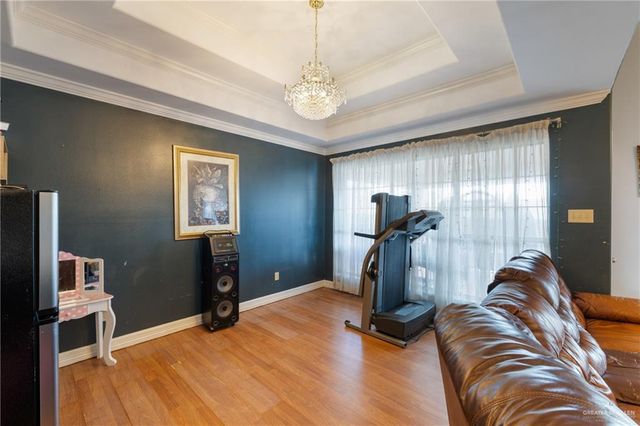 424 E Redbud Avenue, Mcallen, TX 78504