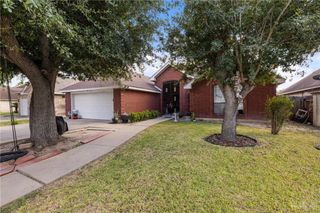 424 E Redbud Avenue, Mcallen, TX 78504