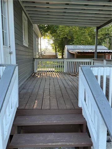 405 E 3rd Street, Erie, KS 66733