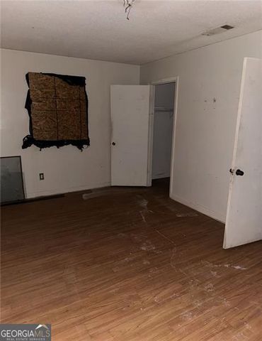 1409 STONE MILL Trace, Stone Mountain, GA 30083