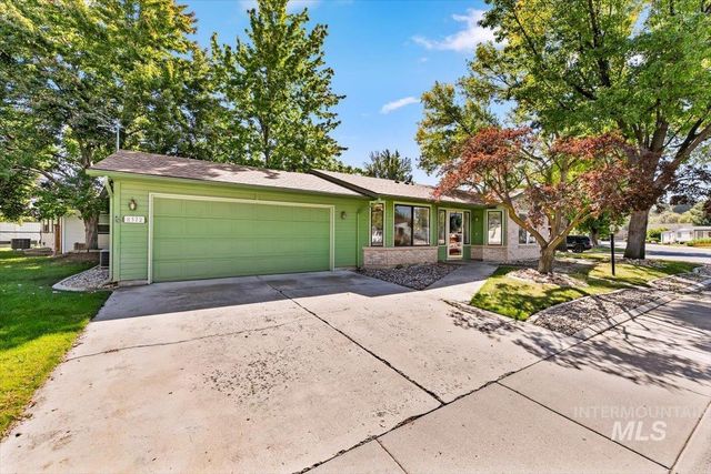 8372 W Willowcourt Drive, Garden City, ID 83714