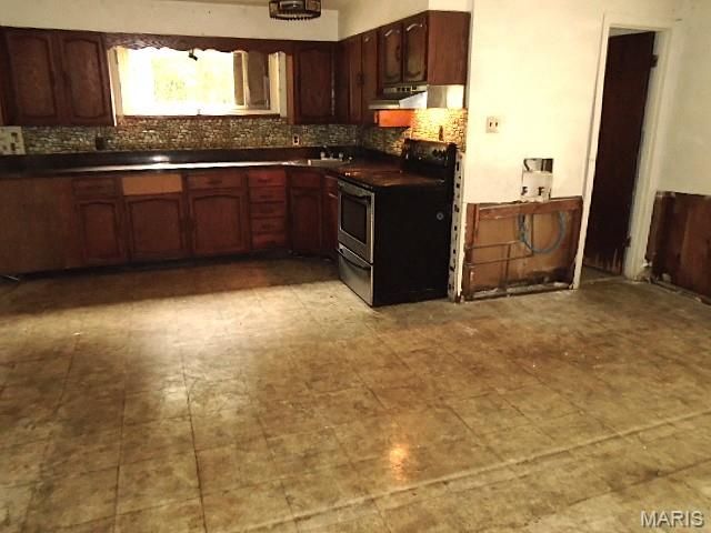 4211 Old Road, De Soto, MO 63020