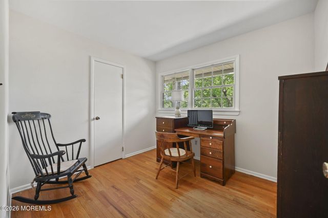 10 Washingtons Advance, Manalapan, NJ 07726