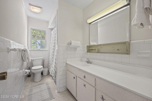 10 Washingtons Advance, Manalapan, NJ 07726
