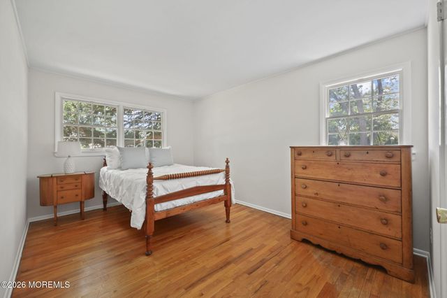 10 Washingtons Advance, Manalapan, NJ 07726