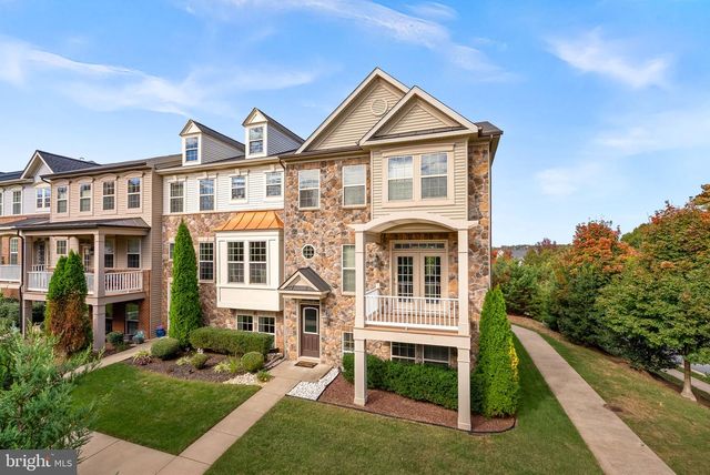 46685 JOUBERT TER, Sterling, VA 20165