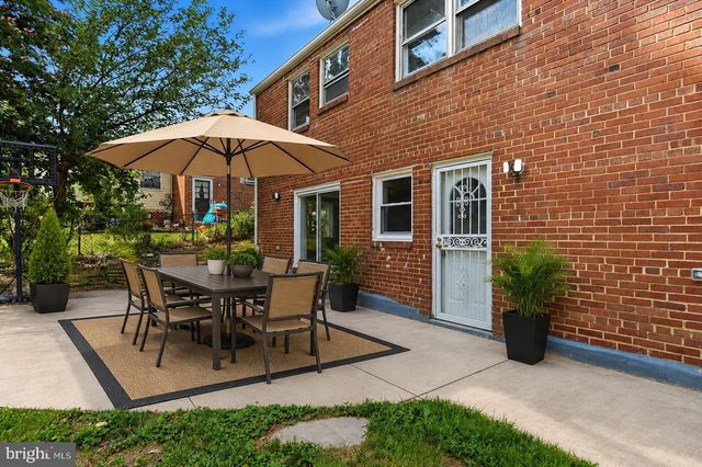 6618 NEWPORT RD, Hyattsville, MD 20784