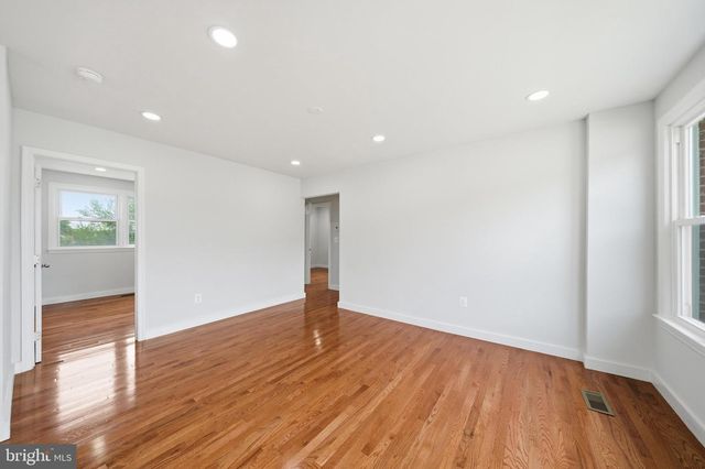 6618 NEWPORT RD, Hyattsville, MD 20784