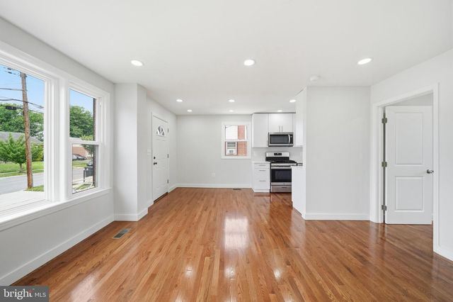 6618 NEWPORT RD, Hyattsville, MD 20784