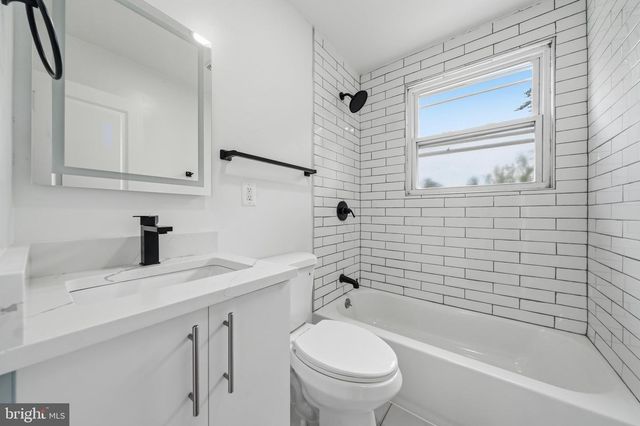 6618 NEWPORT RD, Hyattsville, MD 20784