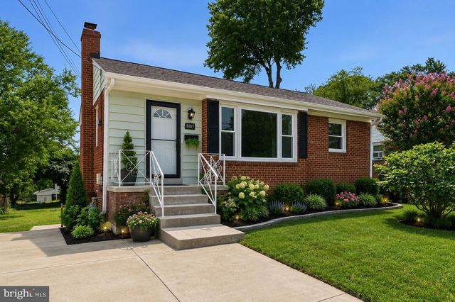 6618 NEWPORT RD, Hyattsville, MD 20784