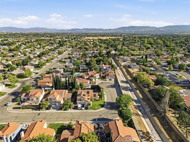 2130 Sunswept, Lancaster, CA 93536