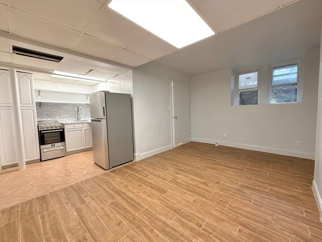1683 Beacon St. B, Brookline, MA 02445